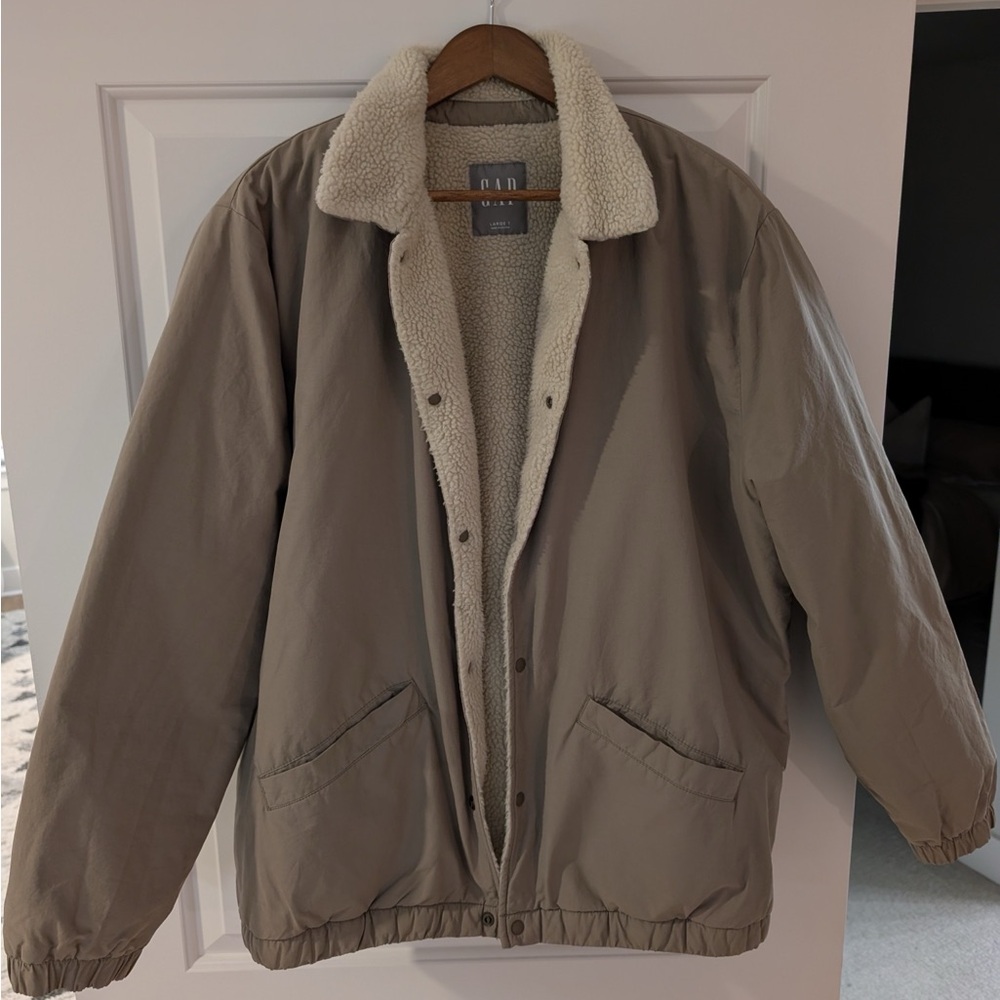 GAP men’s Sherpa Jacket